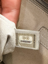 Load image into Gallery viewer, CC Leather Country Chic Shoulder Bag