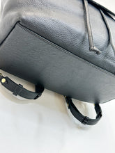 Load image into Gallery viewer, Medium Commuter Backpack