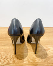 Load image into Gallery viewer, Leather 4.5&quot; Stilettos
