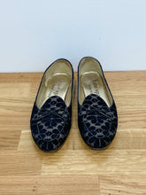 Load image into Gallery viewer, Metallic Floral Brocade Loafers
