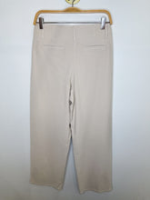 Load image into Gallery viewer, High Rise Wide Leg Trouser
