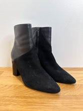 Load image into Gallery viewer, Leather + Suede Waterproof Pointed Toe Booties
