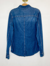 Load image into Gallery viewer, Vintage Chambray Long Sleeve Snap Up Shirt
