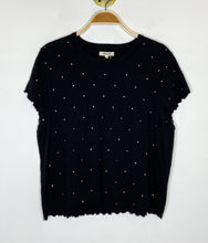 Load image into Gallery viewer, Metallic Dot Print Lettuce-Edge Tee
