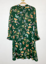 Load image into Gallery viewer, Juliet Floral Dress (NWT, orig. $188)
