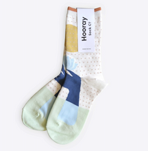 Load image into Gallery viewer, Lotus Socks
