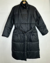 Load image into Gallery viewer, Water Repellent Long Puffer with Tie Belt
