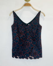 Load image into Gallery viewer, Floral Lace Structured Tank
