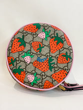 Load image into Gallery viewer, GG Supreme Strawberry 6.5&quot; Round Wristlet
