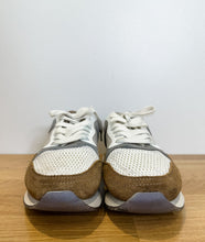 Load image into Gallery viewer, Royal Mile Sneakers (with box)
