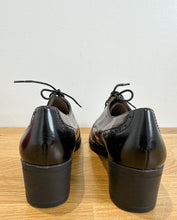 Load image into Gallery viewer, Leather Oxfords (orig. ~$250)
