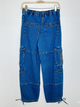 Load image into Gallery viewer, Low Rise Slouchy Cargo Jean (NWT, orig. $284)
