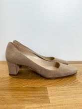 Load image into Gallery viewer, Okkatopla 50 Suede Pumps (orig. $745)
