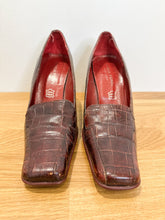 Load image into Gallery viewer, Croc Leather Square Toe Pumps
