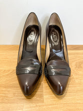 Load image into Gallery viewer, Lulu Leather Penny Front Pumps (with box, orig. $327)
