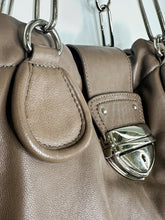 Load image into Gallery viewer, Leather Shoulder Bag
