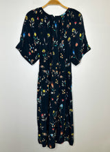 Load image into Gallery viewer, Floral Cap Sleeve Midi Dress
