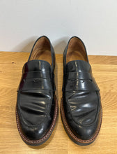 Load image into Gallery viewer, Patent Leather Penny Loafers
