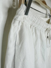 Load image into Gallery viewer, Linen Weekender Wide Leg Pants (NWT, orig. $138)
