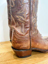 Load image into Gallery viewer, Leather Western Boots
