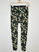 Load image into Gallery viewer, Cherry Print Leggings
