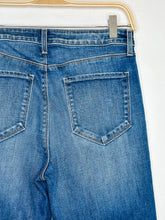 Load image into Gallery viewer, Boot Cut
