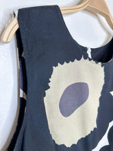 Load image into Gallery viewer, Cotton Floral Sleeveless Shift Dress
