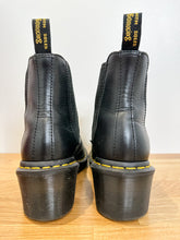 Load image into Gallery viewer, Cadence Leather Chelsea Boots
