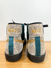 Load image into Gallery viewer, Blazer Mid 77 (with box)

