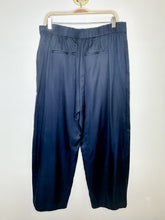 Load image into Gallery viewer, Silk + Cotton Blend Wide Leg Pull On Pants
