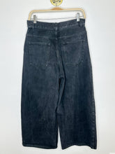 Load image into Gallery viewer, High Rise Wide Leg Jeans
