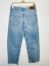 Load image into Gallery viewer, The Darted Barrel Leg Jean (NWT)
