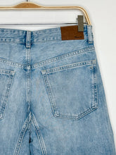 Load image into Gallery viewer, The Darted Barrel Leg Jean (NWT)
