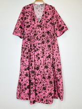 Load image into Gallery viewer, Rose Print Short Sleeve Wrap Dress
