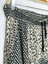 Load image into Gallery viewer, Cotton Multi-Print Harem Pants
