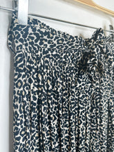 Load image into Gallery viewer, Animal Print Midi Skirt with Tie Belt
