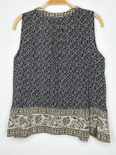 Load image into Gallery viewer, Silk Floral Print Flowy Sleeveless Blouse
