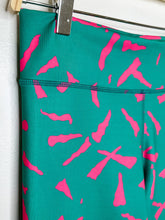 Load image into Gallery viewer, Abstract Print High Rise Leggings
