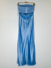 Load image into Gallery viewer, Strapless Satiny Midi Dress with Back Cutout
