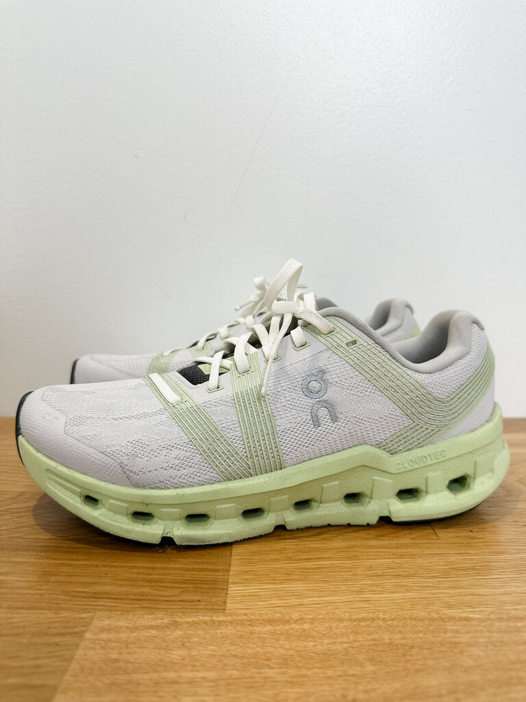 Cloudgo Sneakers