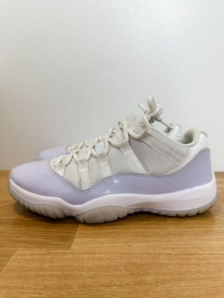Air Jordan Retro 11 Low Pure Violet