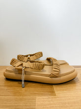Load image into Gallery viewer, Leather Sandals

