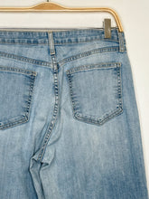 Load image into Gallery viewer, Wide Leg Raw Hem
