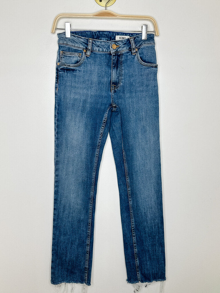 High Rise Slim Straight