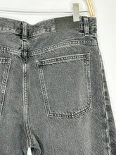 Load image into Gallery viewer, Pieced Barrel Leg (NWT)
