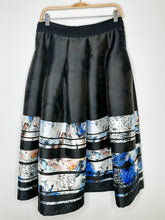 Load image into Gallery viewer, Full Box Pleat Midi Skirt with Abstract Print Stripes
