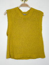 Load image into Gallery viewer, Cotton Sleeveless Sweater
