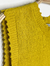 Load image into Gallery viewer, Cotton Sleeveless Sweater
