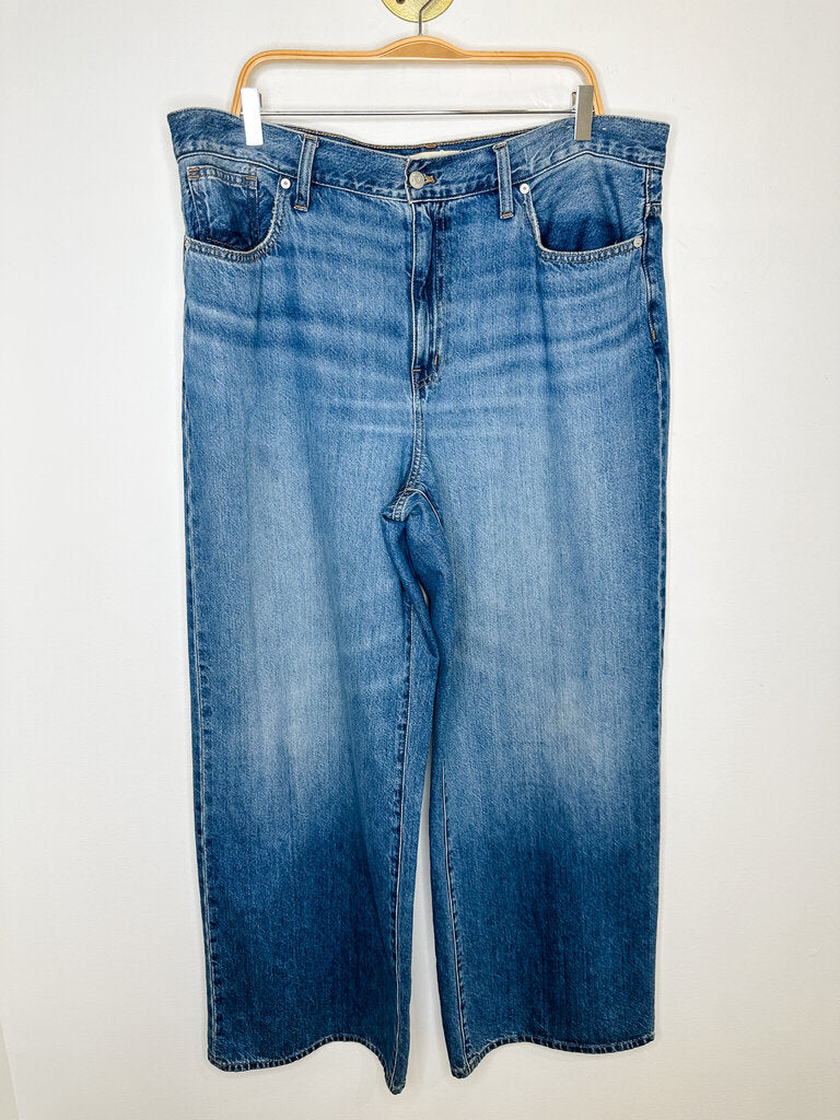 Superwide-Leg Jeans