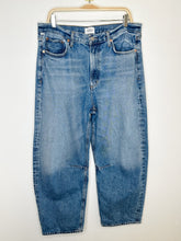 Load image into Gallery viewer, Miro Mid-Rise Relaxed Barrel Jean
